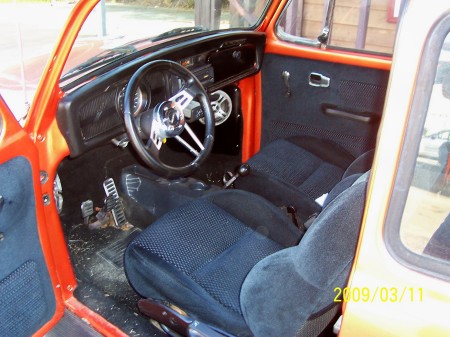 INTERIOR 1972 VW BEETLE