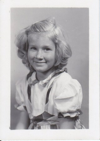 Patti 3rd grade Roosevelt Elementry School Ca.