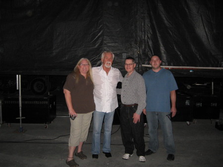 yes that is me with Kenny Rogers