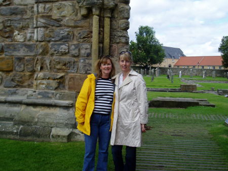 donna, emma st.andrews scotland 2007