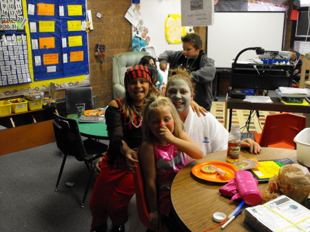 Kendra's 2nd grade Halloween Party, 2008