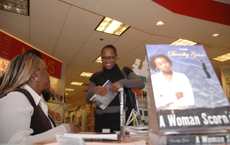 Signing at Borders in THE LIBERTY PLACE
