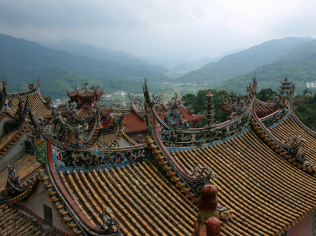 Taoist temple in the hills above Hsinchu