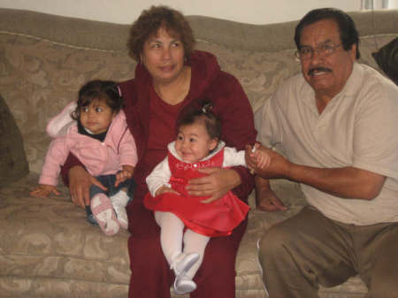 Grandma, Grandpa, Skye and her cuz Arianna
