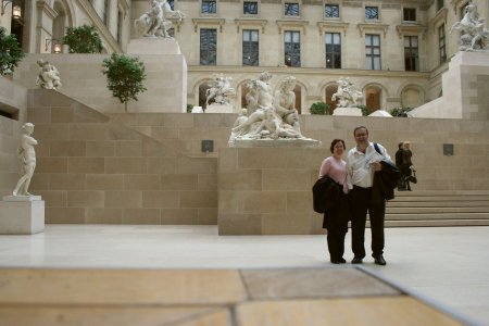 2008 Karen & James in Louvre