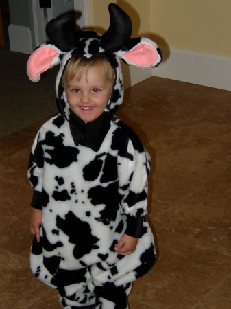 Riley on Halloween-Age 3 ... Got Milk?