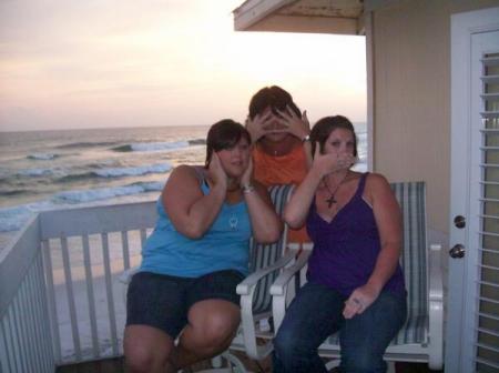 ME & MY GIRLS N DESTIN