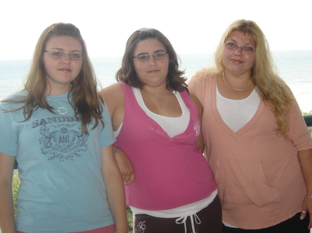 Grandaughters & Daughter (Renea)at Cocoa Beach