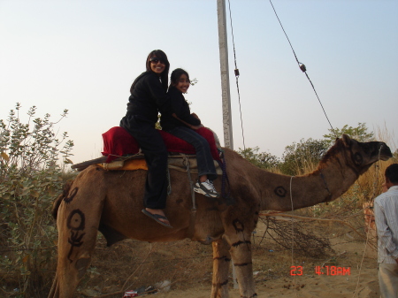 Jenna and Asha go for a camel ride!