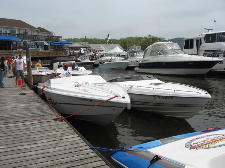 Nauti-Goose Saloon