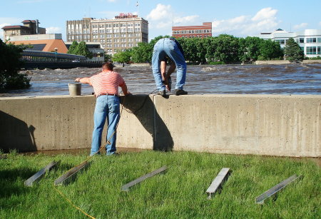 A few shots from last years flooding... 2008