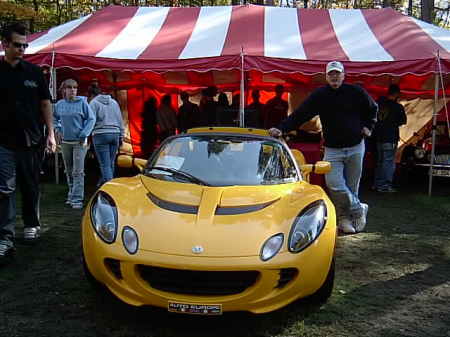 2006 AUTO SHOW DALLAS ON RIGHT