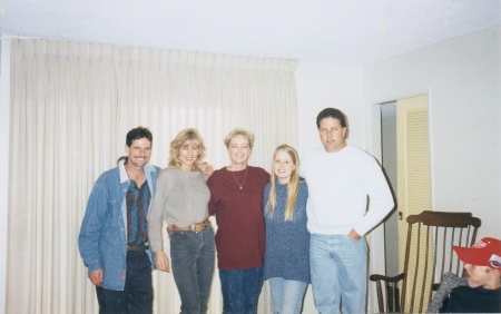 Suzie and 4 of her Kids