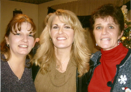 Jeanette, Deanna, & Lynn