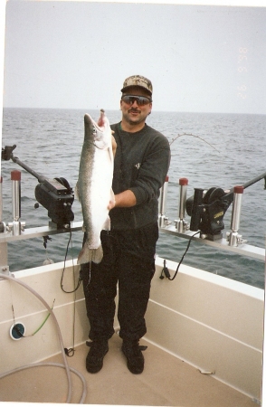 MY DAY ON LAKE ONTARIO 25 KING SALMON