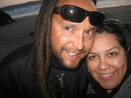 Rob and Imelda at Dillon Beach 08