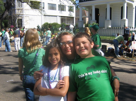 New Orleans-St Patty's Parade '06 -- Me & Kids