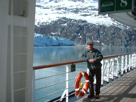 Enjoying an Alaskan cruise