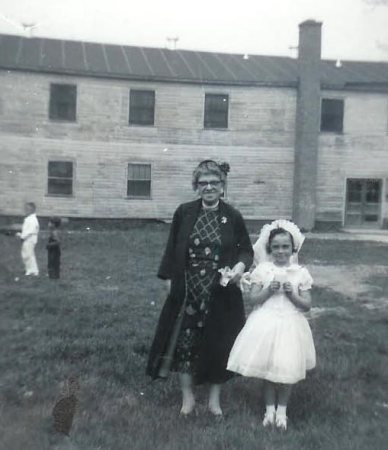 FRIST COMMUION ST PATRICK,S CHURCH1956