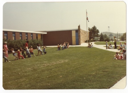 1977 kindergarden field day 02