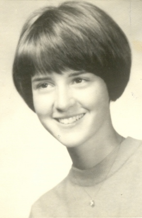 Lynn Lowry's Classmates profile album