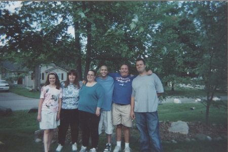 group pic of family,2008