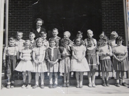 1954-55 1st Grade Rogue River Grade School