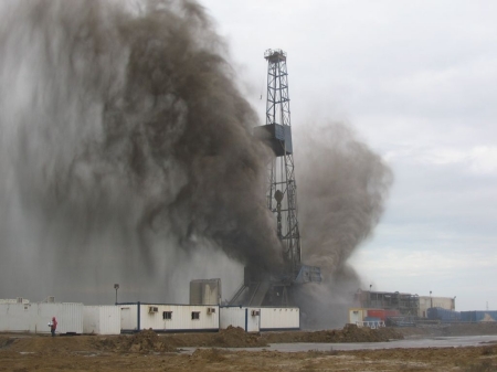 Oil Well Rig Blow out Turkminestan