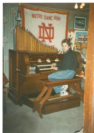 The organ that Scottie Built