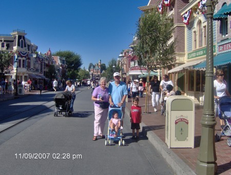 Disneyland w/Grandma and Grandpa 9-2007