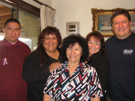 Me, my mom Dolly, Roberta, David & Joey