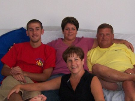 Family Photo at Kyle's apart-Lexington 2008