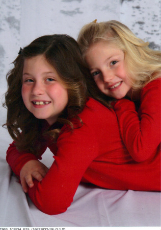 Granddaughters Shelby (l) and Morgin (r)