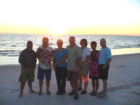 Little Mike, Me,Sue,Tim,Donna,Kim and Charles