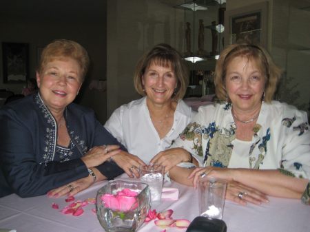 Elaine, JoAnn and Linda