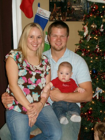 Chrismas 2008 Kyle, Jen and Kolton