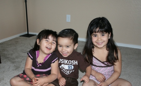 3 of my 4 kids, Victoria, Marky and Gabby