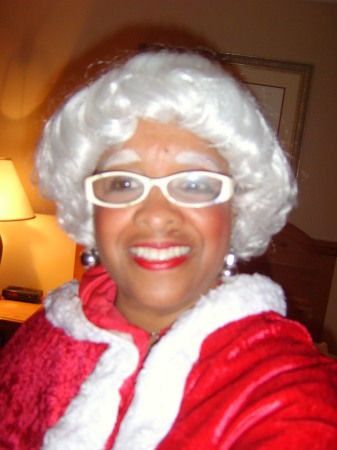 Mrs. Santa (Barbara) Claus