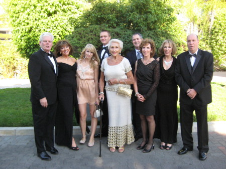 Peck family with spouses and children
