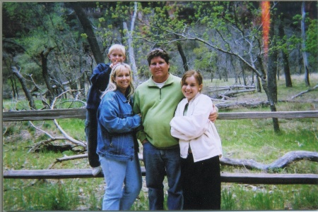 Liz, Dan, Ruthie nad Drew at Zions