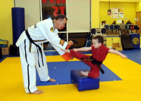 Running Jump Side Kick (board break)!