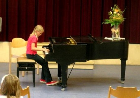 My granddaughter Isabel the pianist!