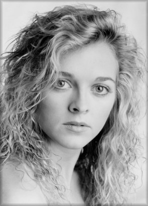 Headshot, 1990