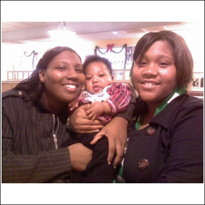 Christopher Auntie Jazmyn and his mommy