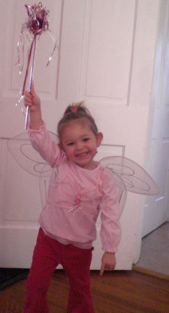 Cede'(she thinks she's Tinkerbell)