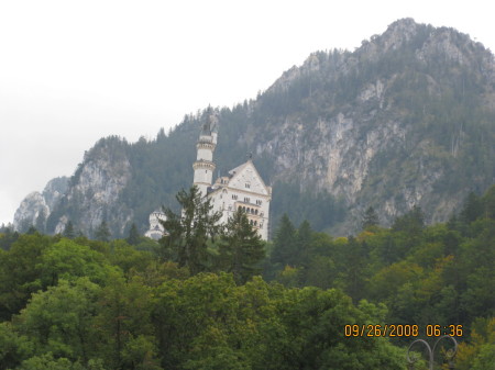 Schloss  Nueshwanstein outside Munich