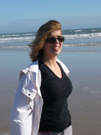 Cecelia on the beach (12/28/08)