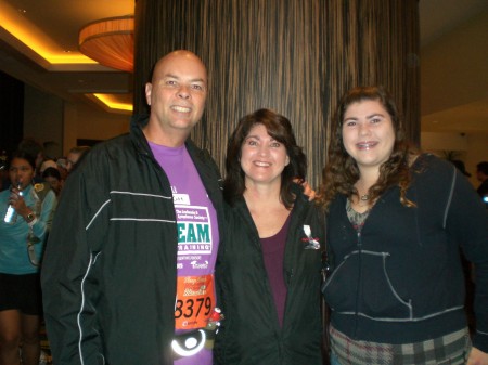 Tim, Tammy, & Courtney at Long Beach Marathon