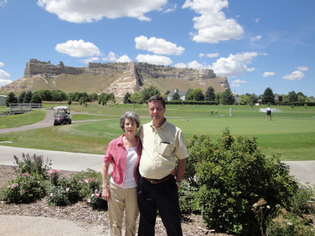 John & Becky at Scottsbluff Nat'l Monument