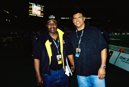 Hall A Famer Anthony Munoz